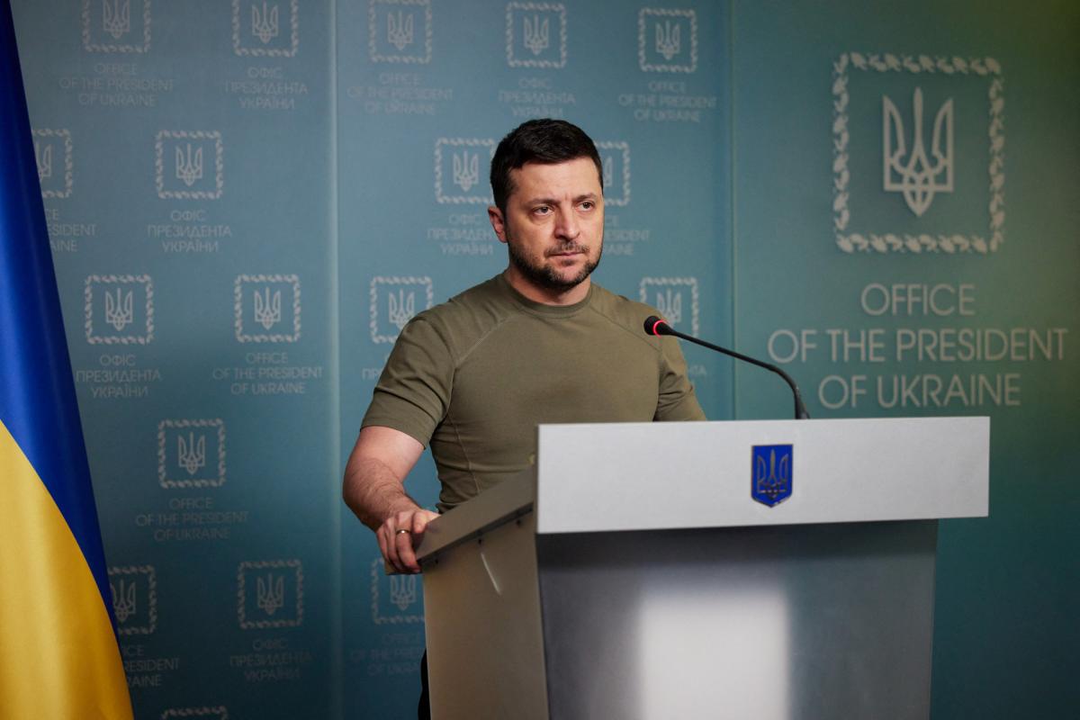  Zelensky a promis să se răzbune pe ocupantul care a aruncat bombe asupra unei școli de artă din Mariupol/REUTERS 