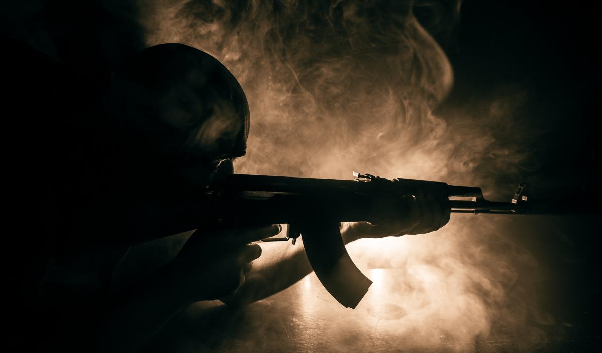  Ucrainenii sunt date arme pentru a proteja patria/foto ua.depositphotos.com 