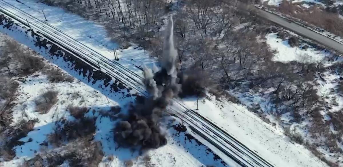  armata ucraineană a distrus drumul feroviar la granița cu Federația Rusă/screenshot 