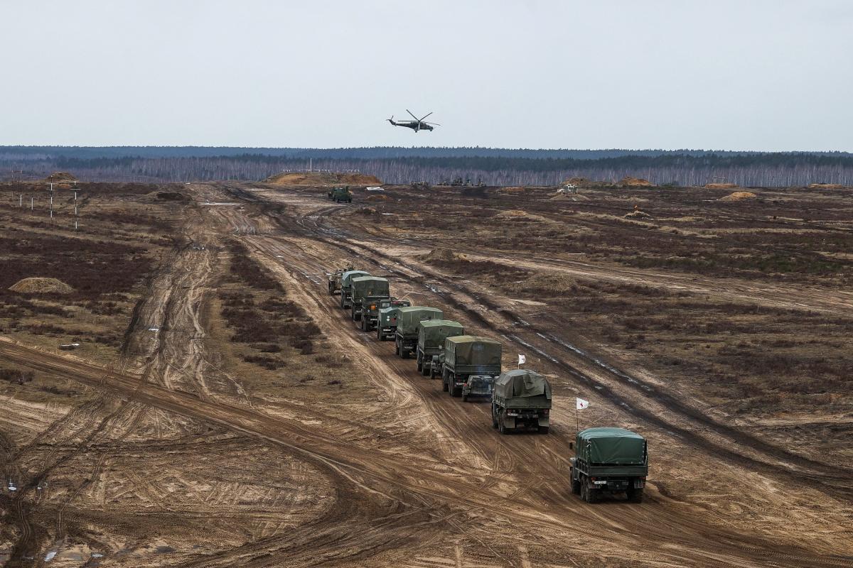  echipamentul militar rus este descărcat în Belarus/foto de REUTERS 
