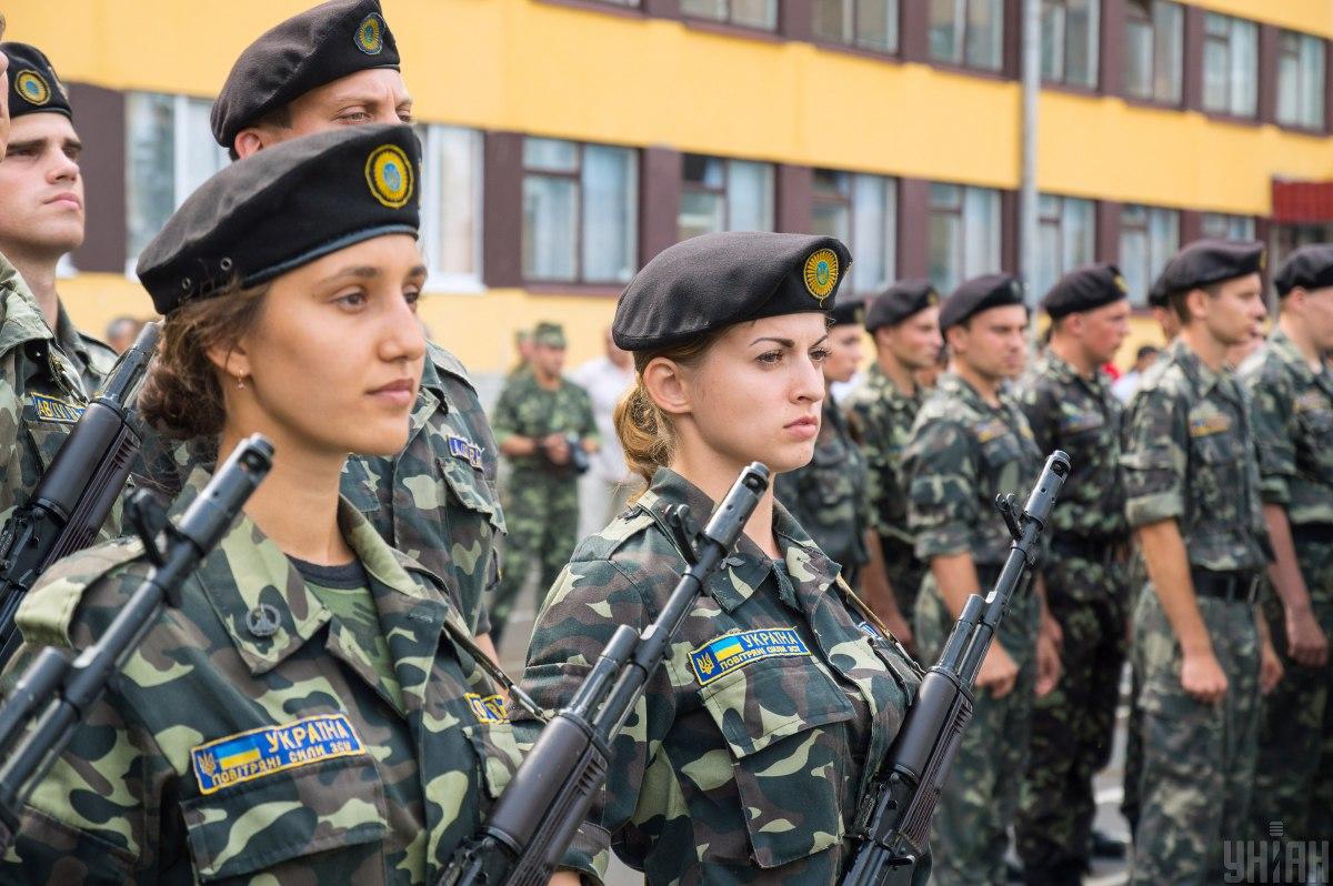  în timp de război, femeile cu înregistrare militară pot fi chemate pentru serviciul militar/foto UNIAN 