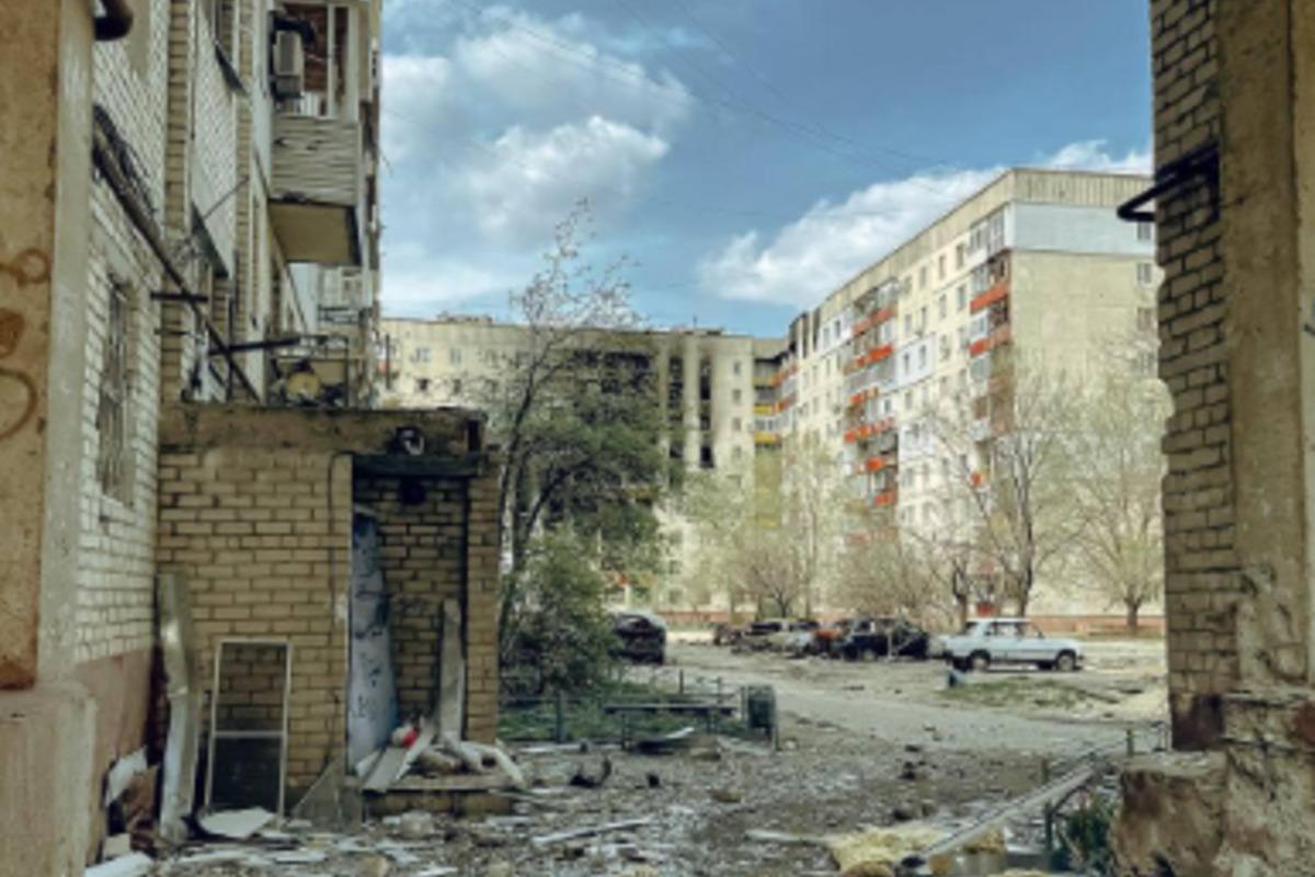  invadatorii distrug Severodonetsk/fotografie facebook.com/Сергій Gaidai
