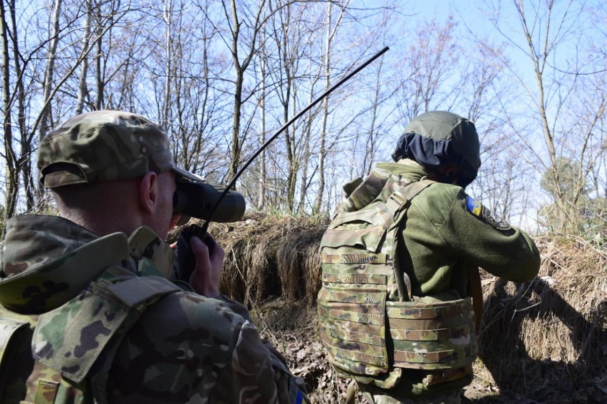  invadatorii au tras la granița regiunii Chernihiv/facebook.com/DPSUkraine 