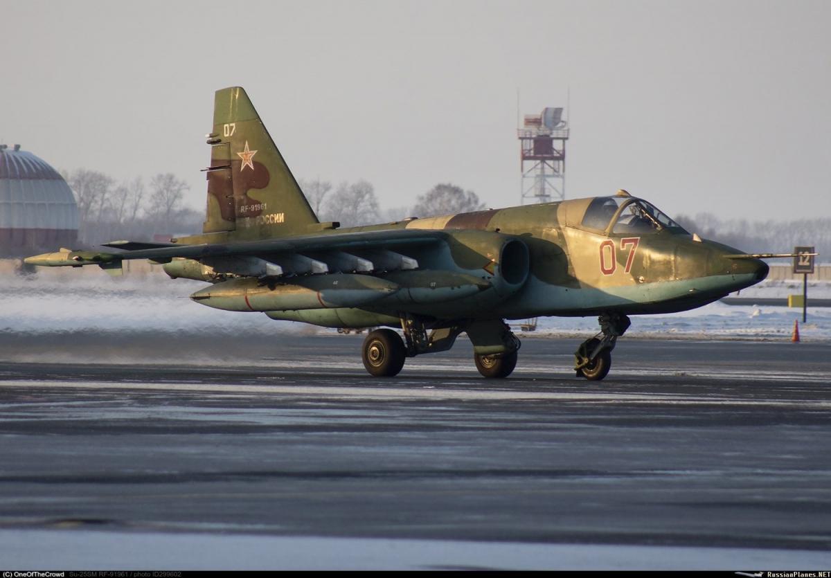  epava acestui Su-25cm a devenit o expoziție a Muzeului/fotografiei Muzeul Național de Istorie Militară din Ucraina