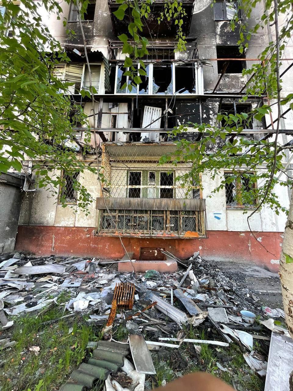  ocupanții au intrat într-o clădire rezidențială  fotografia șefului Ova Lugansk Sergey Gaidai