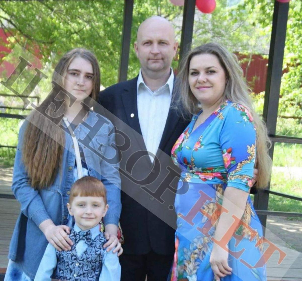  Fedorchuk cu familia sa/fotografie facebook.com/butusov.yuriy 