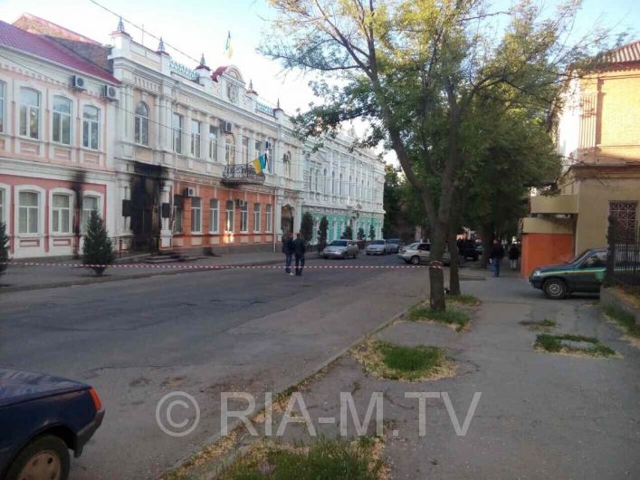 ocupanții se rotesc în Melitopol  foto ria-m.tv